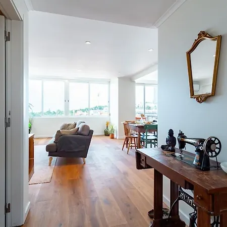 Апартаменты Stunning Belem Views Bright 2-bed Лиссабон