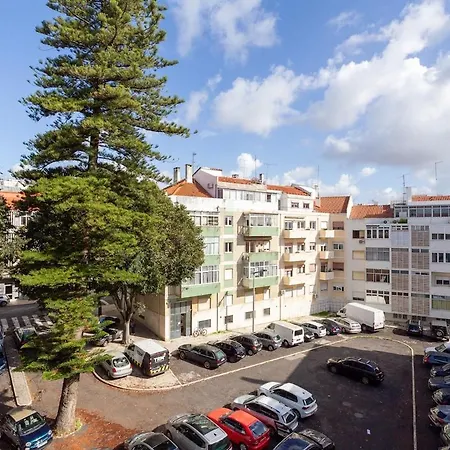 Stunning Belem Views Bright 2-bed *