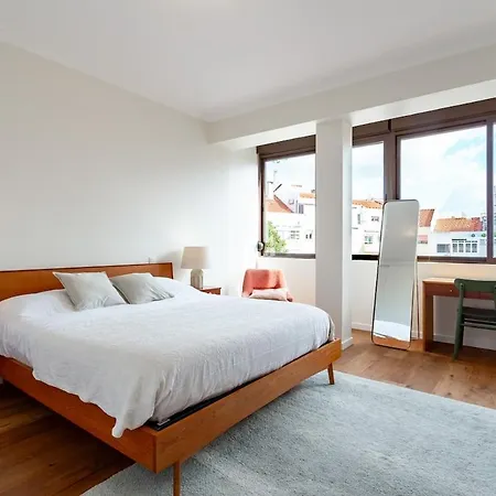 Stunning Belem Views Bright 2-bed Апартаменты *